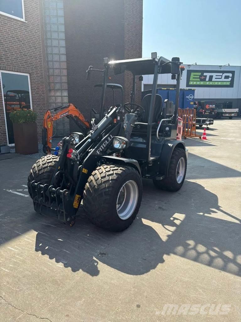 Pitbull XS28-45CRT Mini loaders