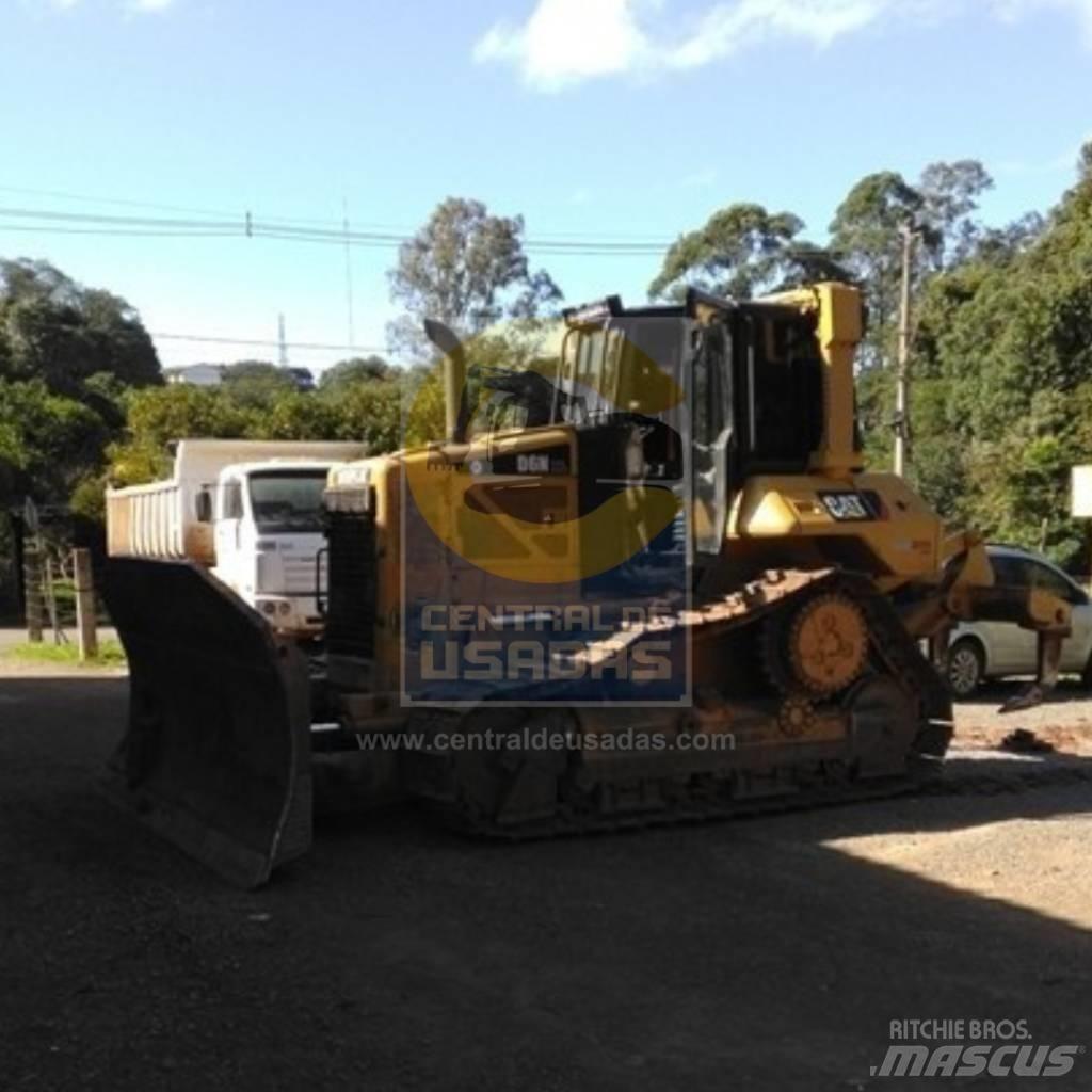 CAT D 6 N XL Crawler dozers