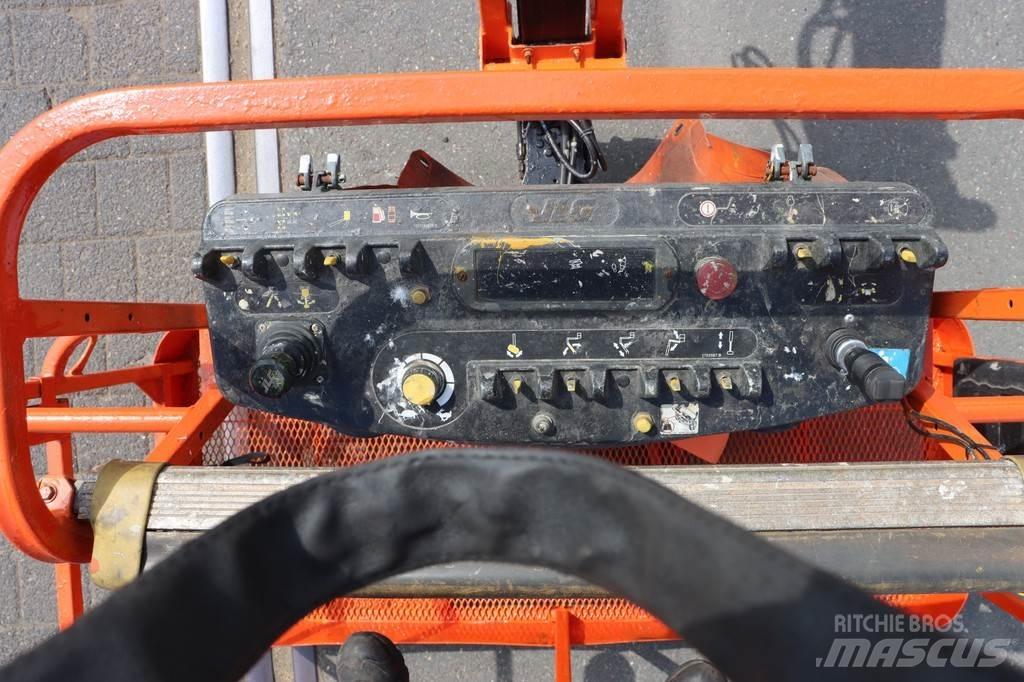 JLG 520AJ Articulated boom lifts