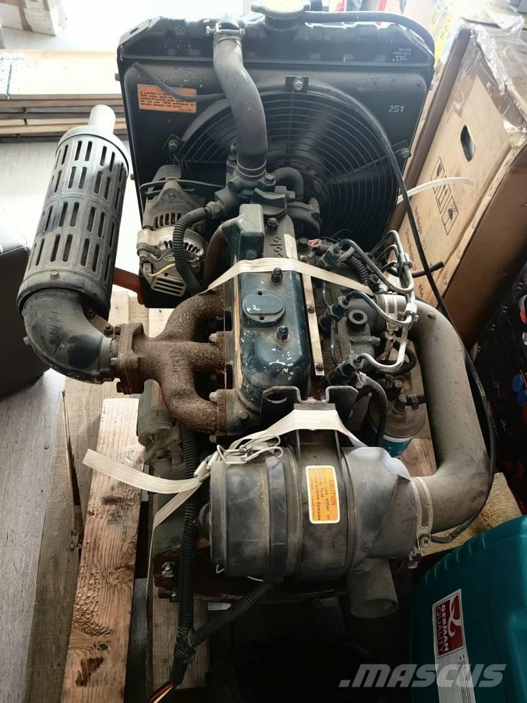 Kubota D905, D902 Engines