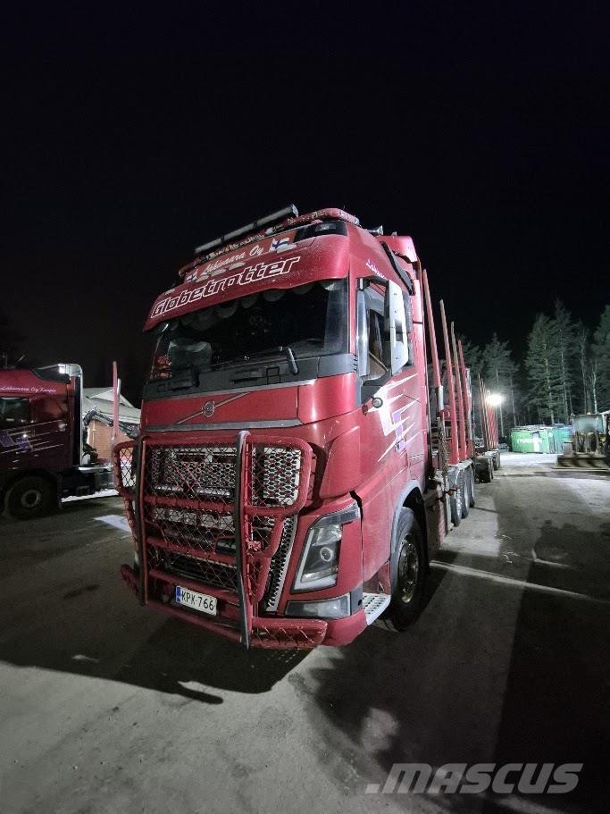 Volvo FH16 750 8x4 Timber trucks