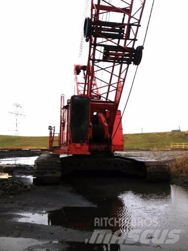 Manitowoc 3950D Dragline excavators