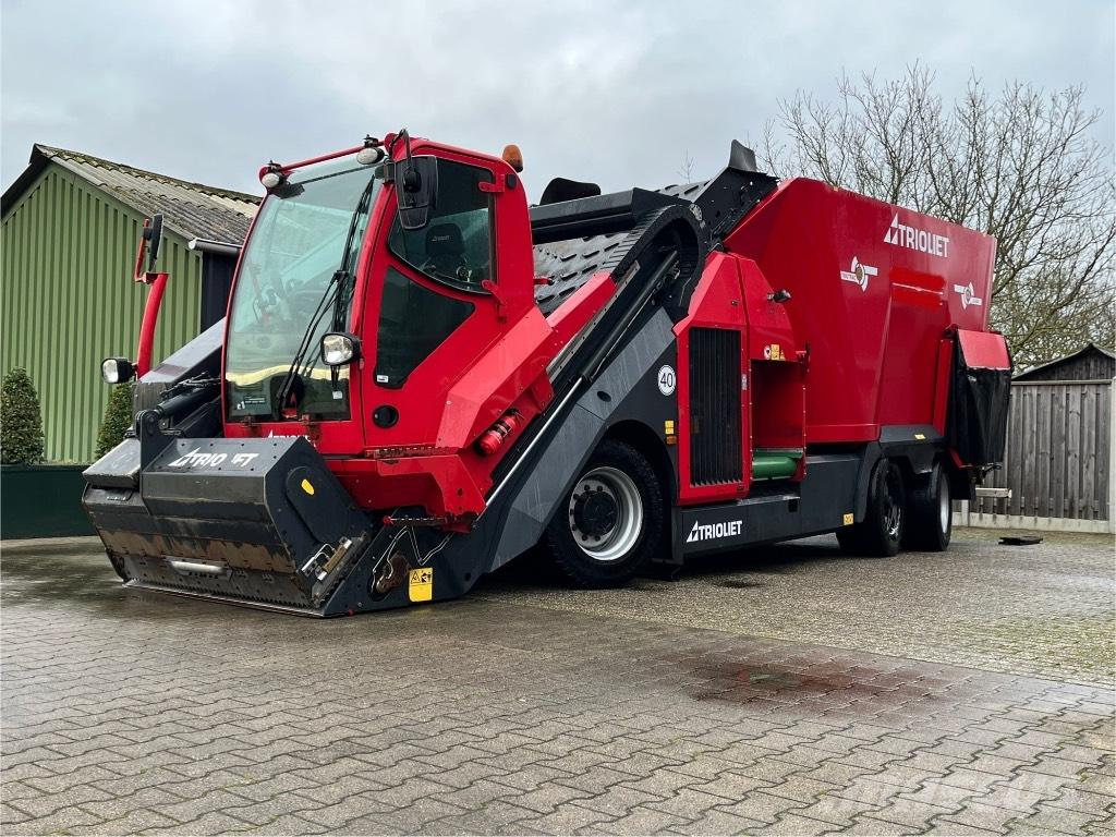 Trioliet Triotrac Animal feeders