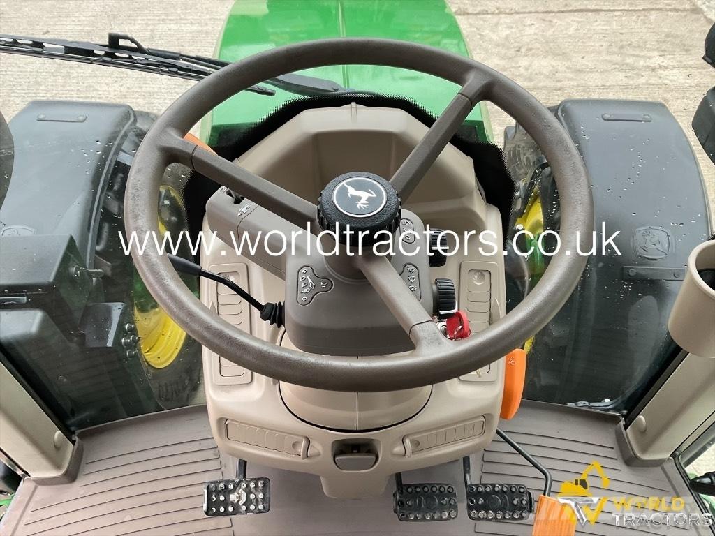 John Deere 6100 M Tractors