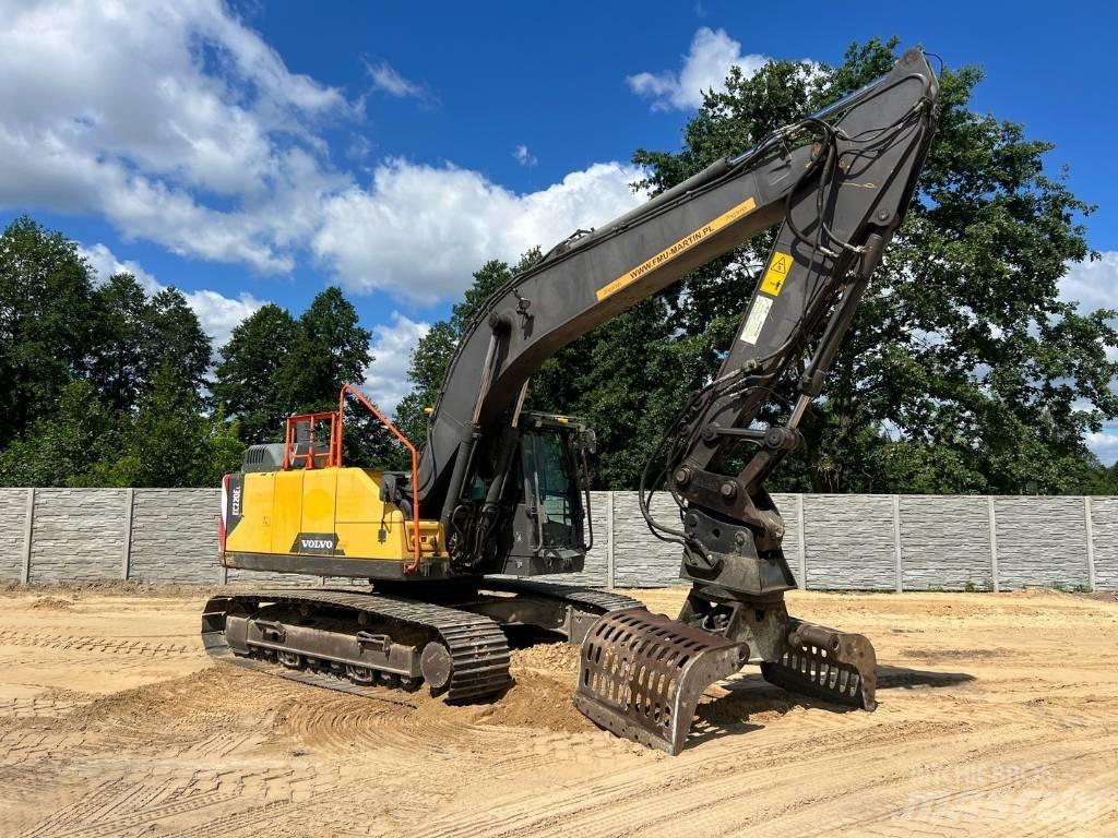 Volvo EC 220 DL Crawler excavators