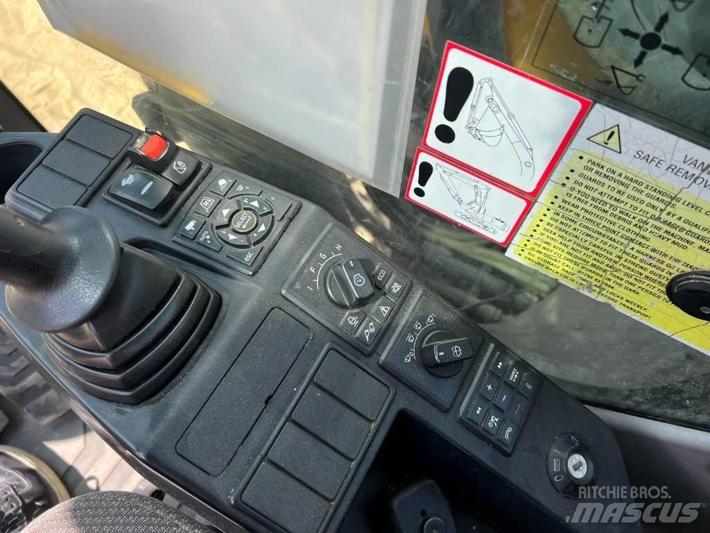 Volvo EC 220 DL Crawler excavators
