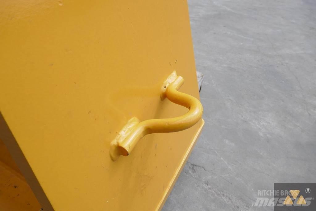Volvo Push block Transportation - Others