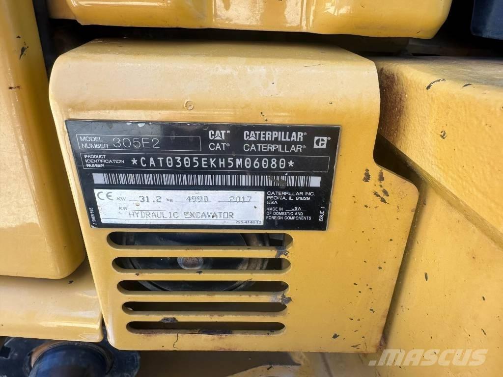 CAT 305 Mini excavators < 7t (Mini diggers)