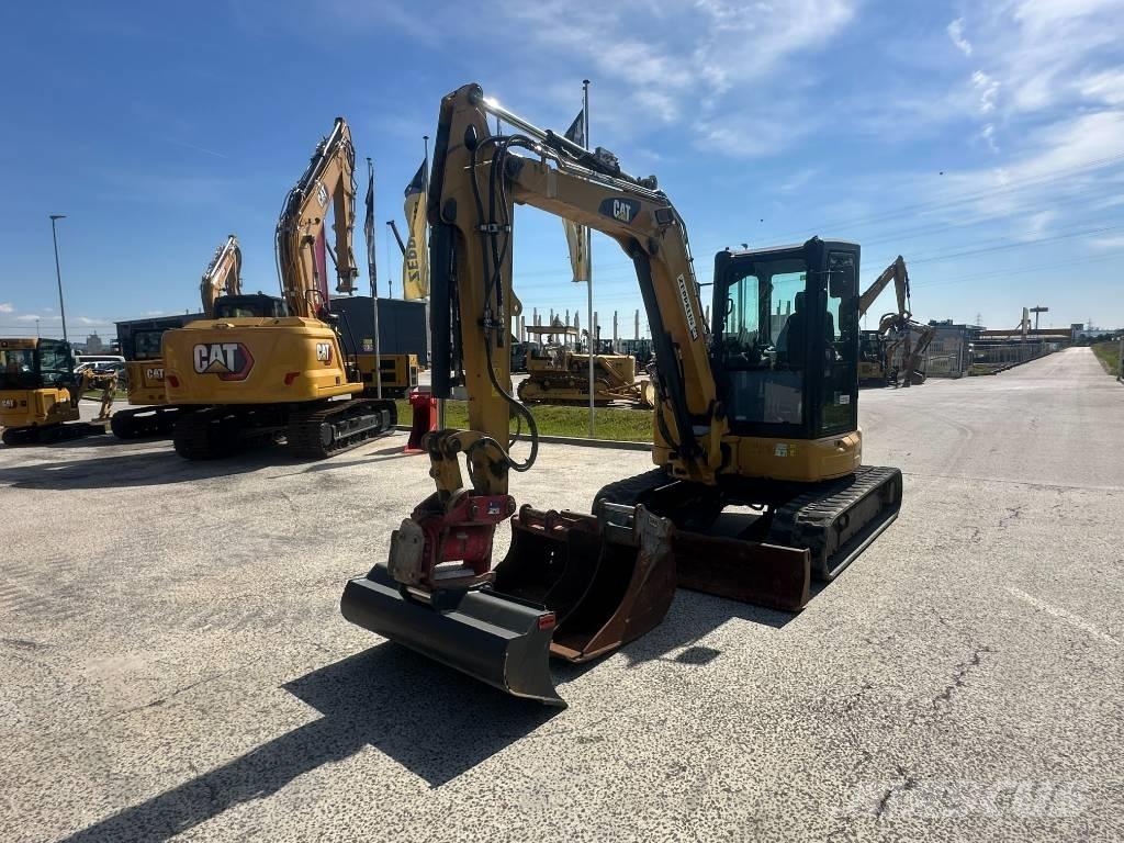 CAT 305 Mini excavators < 7t (Mini diggers)