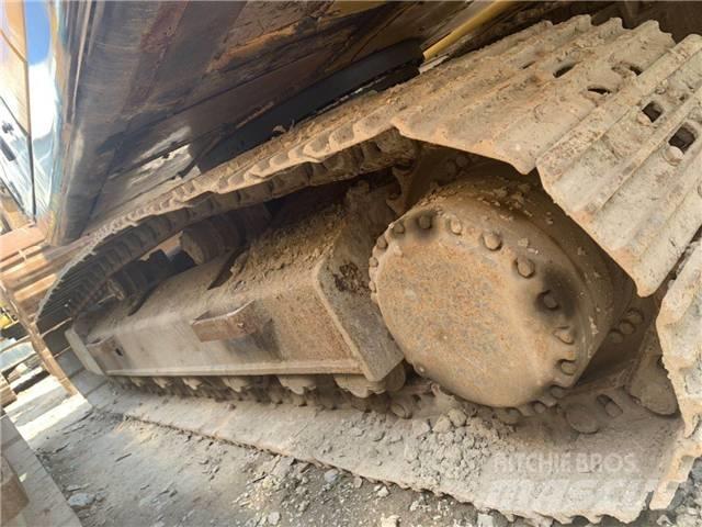 Hyundai R215-7 Crawler excavators