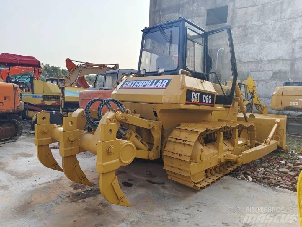 CAT D 6 G Crawler dozers