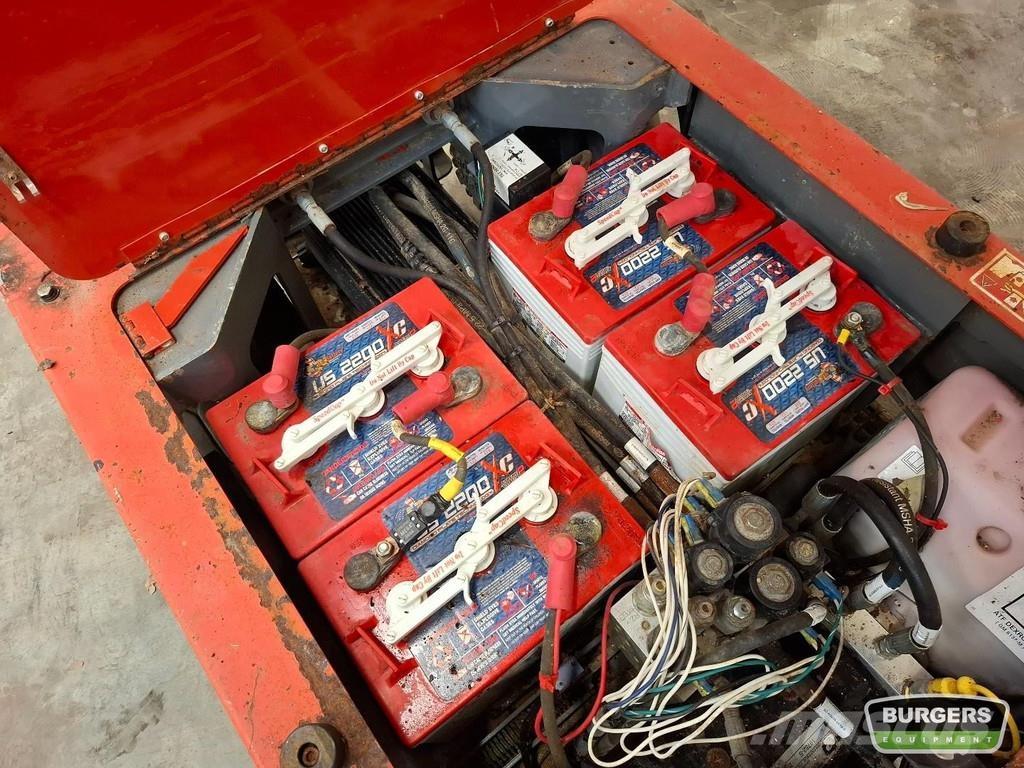 SkyJack SJ16 Other lifts and platforms