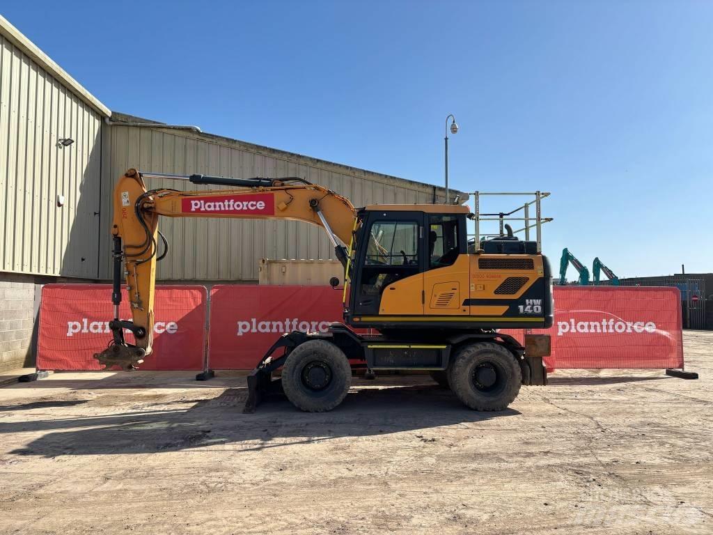 Hyundai HW140 Wheeled excavators
