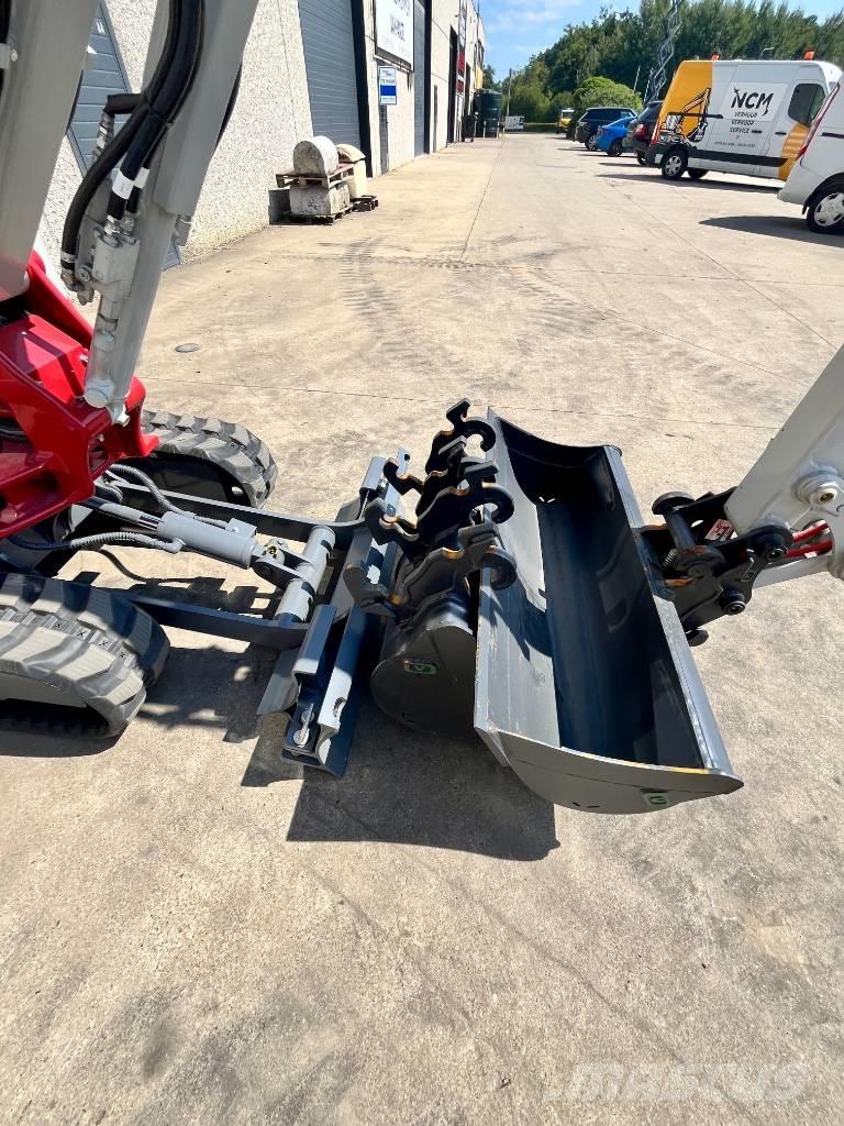 Takeuchi TB 225 Mini excavators < 7t (Mini diggers)