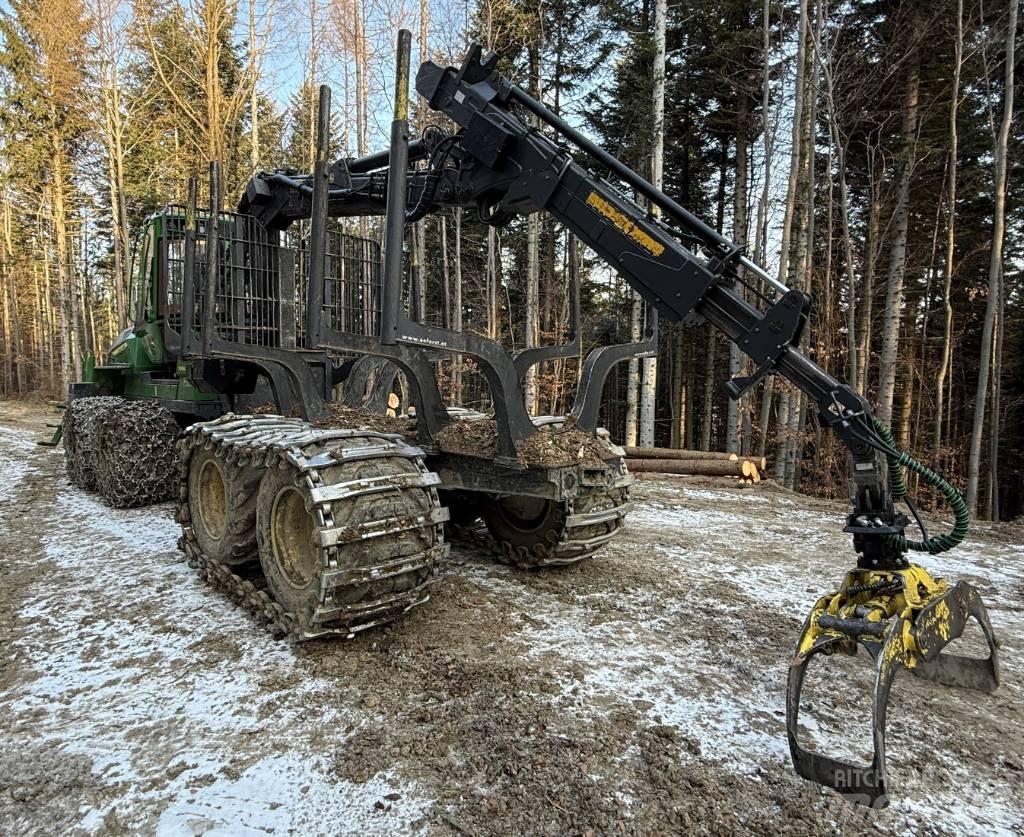 John Deere 1010G Forwarders