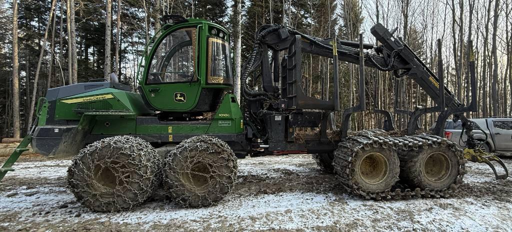 John Deere 1010G Forwarders