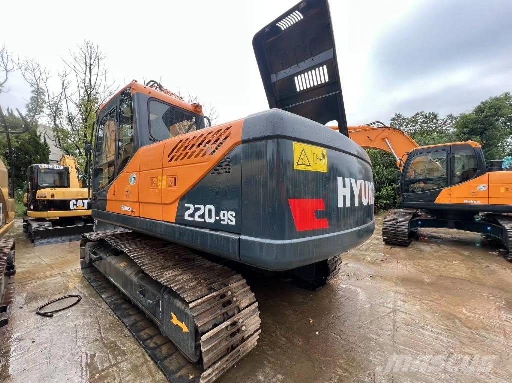Hyundai 220 LC-9S Crawler excavators