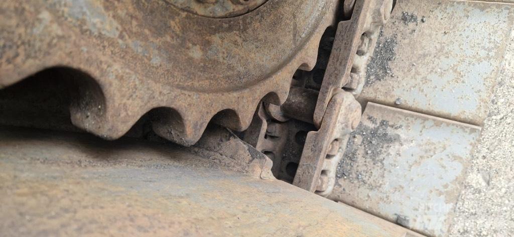 Sandvik QA 450 Mobile screeners