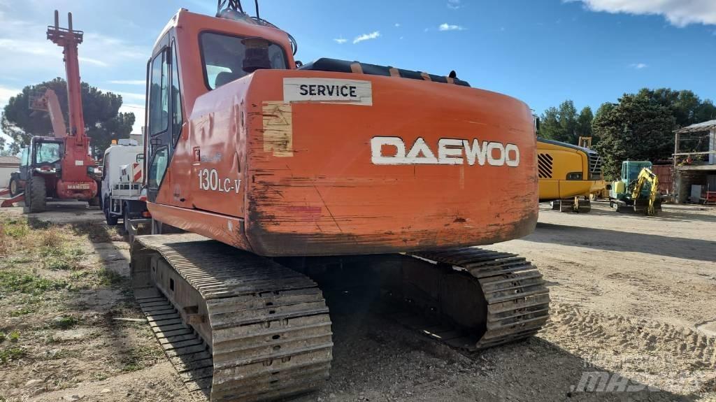 Daewoo EXCA 130 LCV Crawler excavators