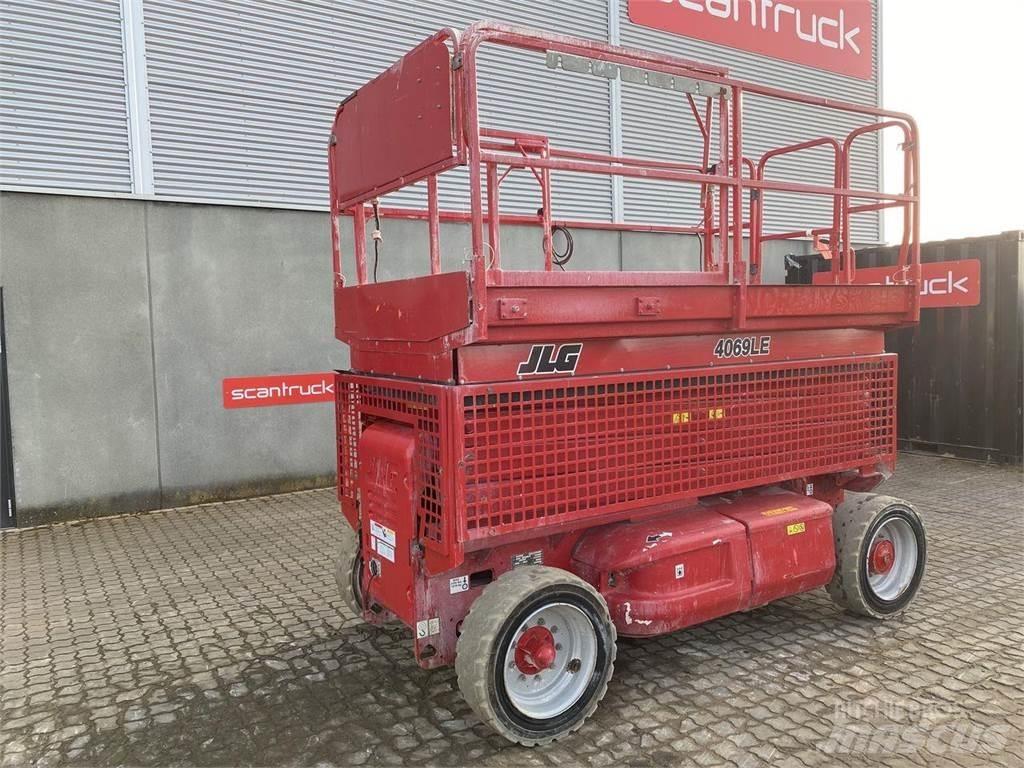 JLG 4069ERT Scissor lifts