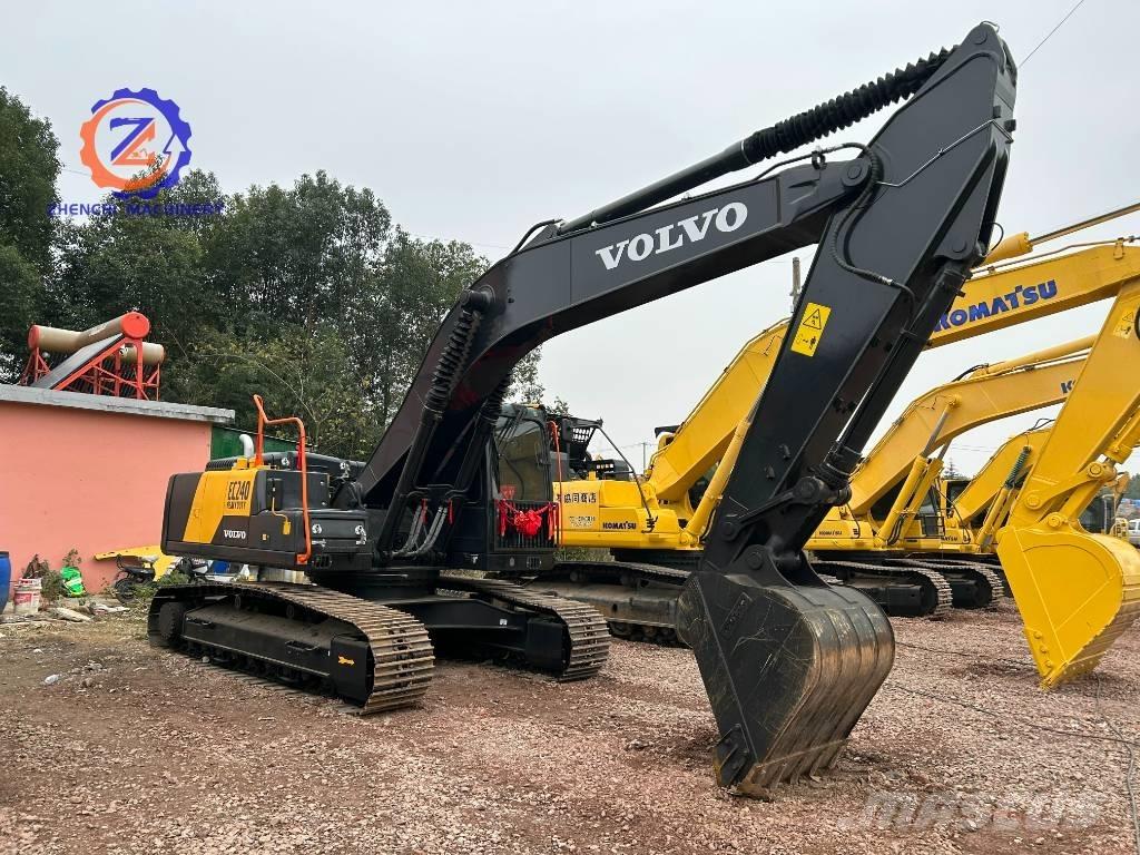 Volvo EC 240 Crawler excavators