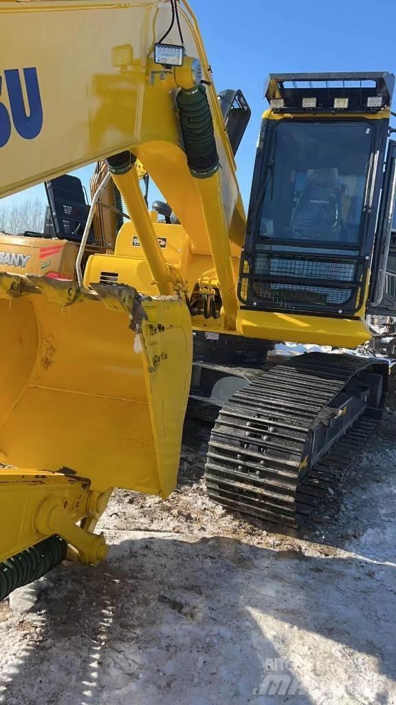 Komatsu PC 220-8 Crawler excavators