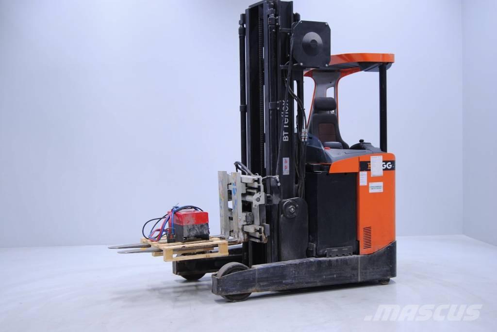 Toyota RRE250 Reach trucks