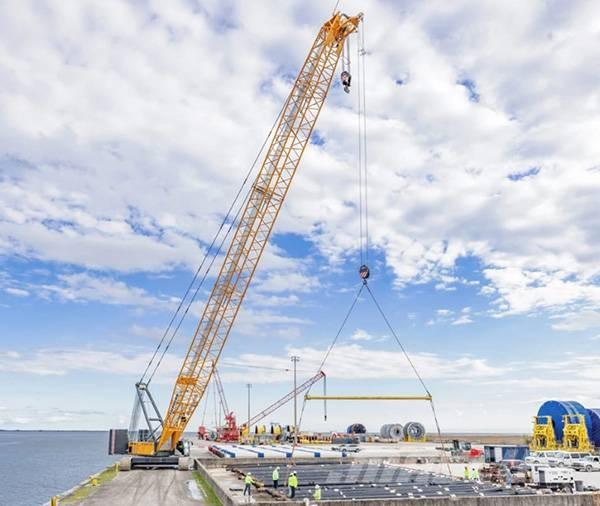 Liebherr LR 1300 SX Tracked cranes