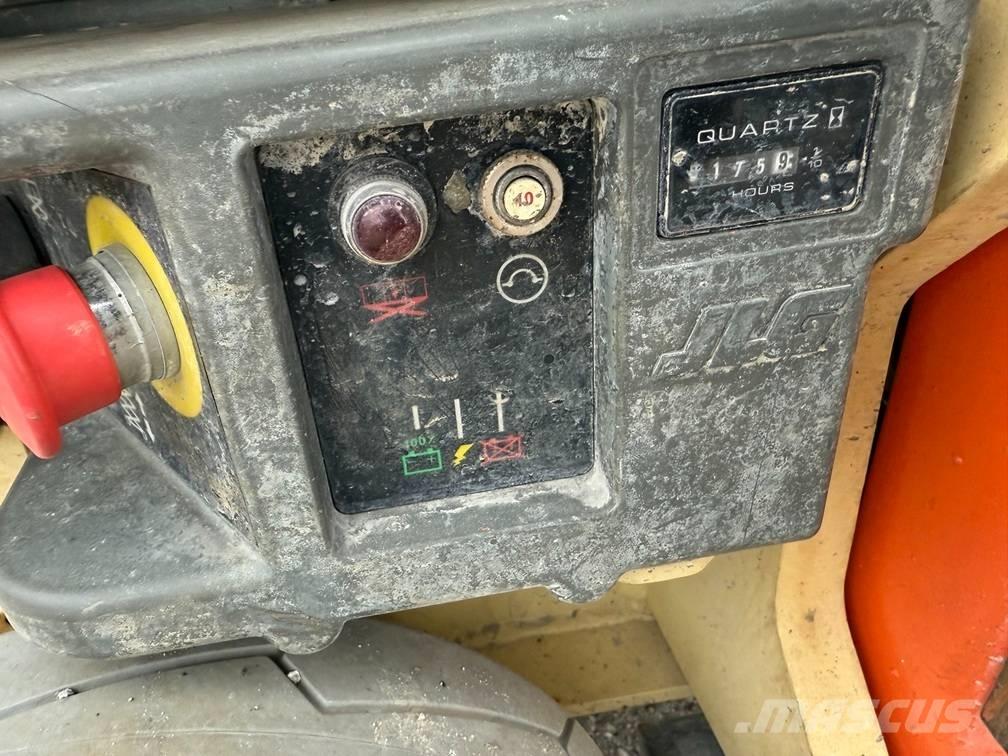 JLG 1930 ES Scissor lifts