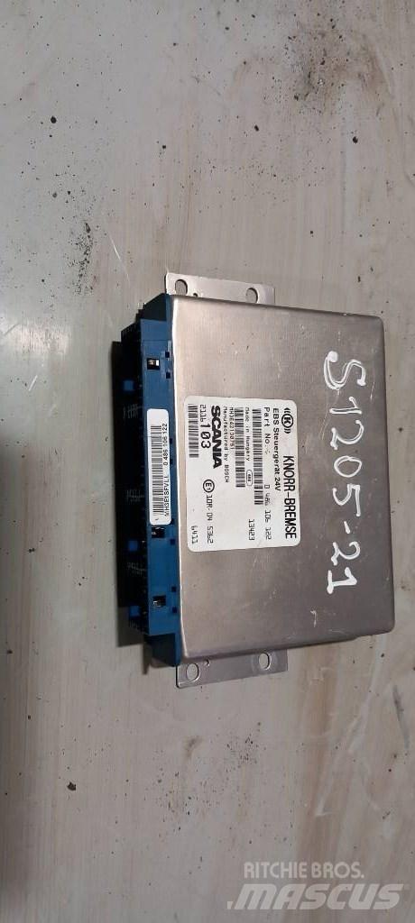 Scania R 440 2116103 Electronics