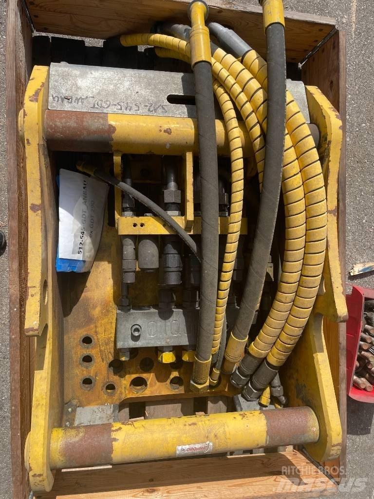 OilQuick 80 Quick connectors