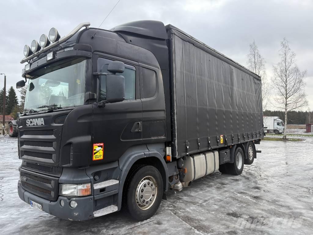 Scania R 420 Curtainsider trucks