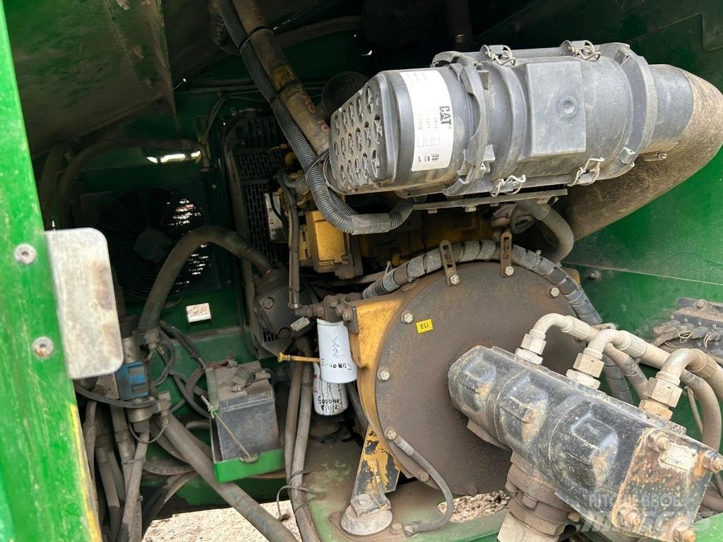 McCloskey R155 Mobile screeners