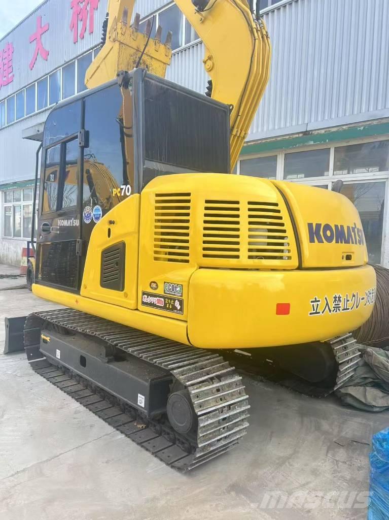 Komatsu PC 70 Crawler excavators