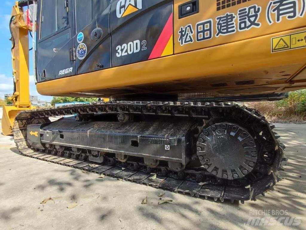 CAT 320D2 Midi excavators  7t - 12t