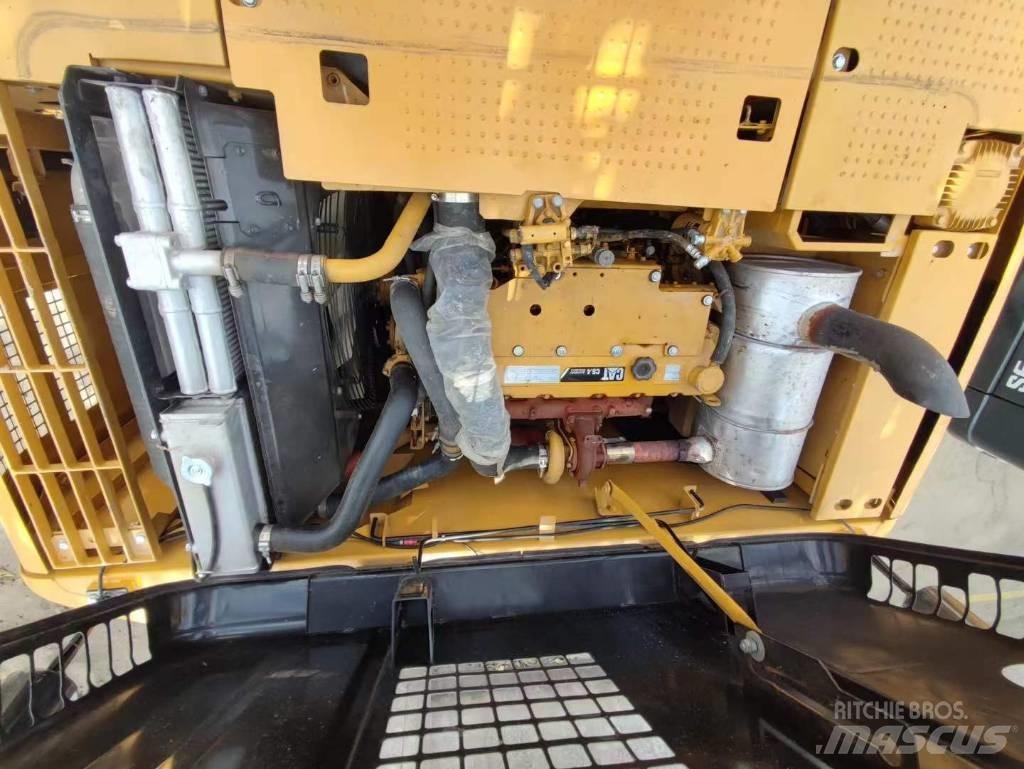 CAT 320D2 Midi excavators  7t - 12t