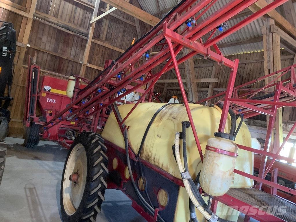 Hardi TZY 2400 Trailed sprayers