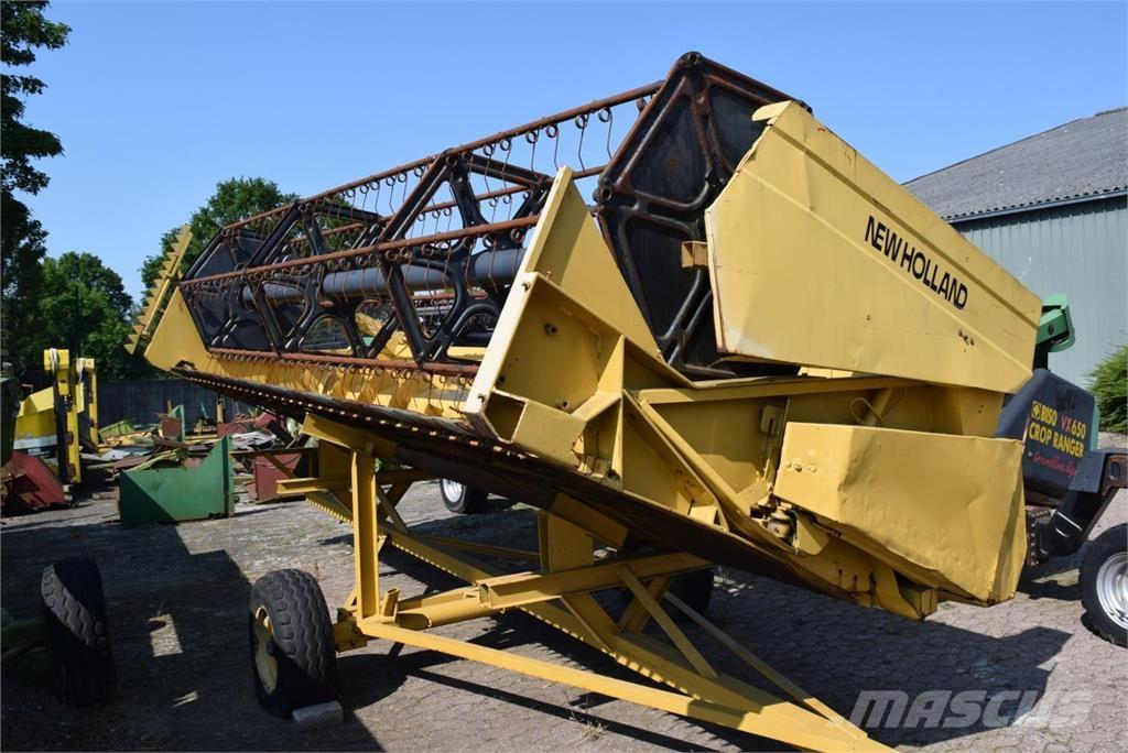 New Holland TC 56 Combine harvesters