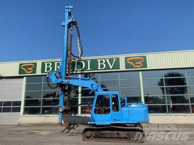Hitachi EX 100 Crawler excavators