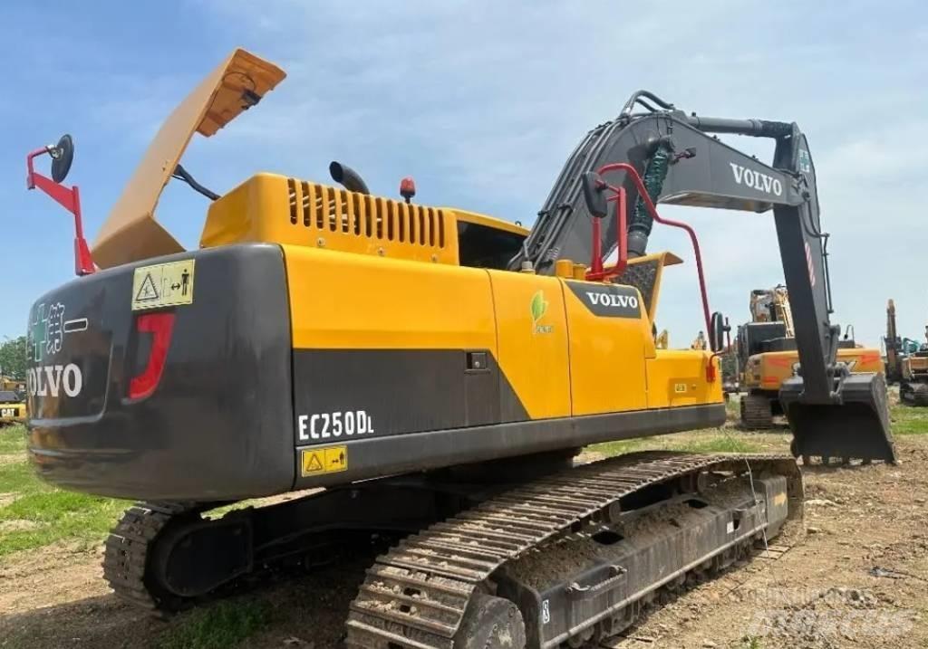 Volvo EC 250 D L Crawler excavators