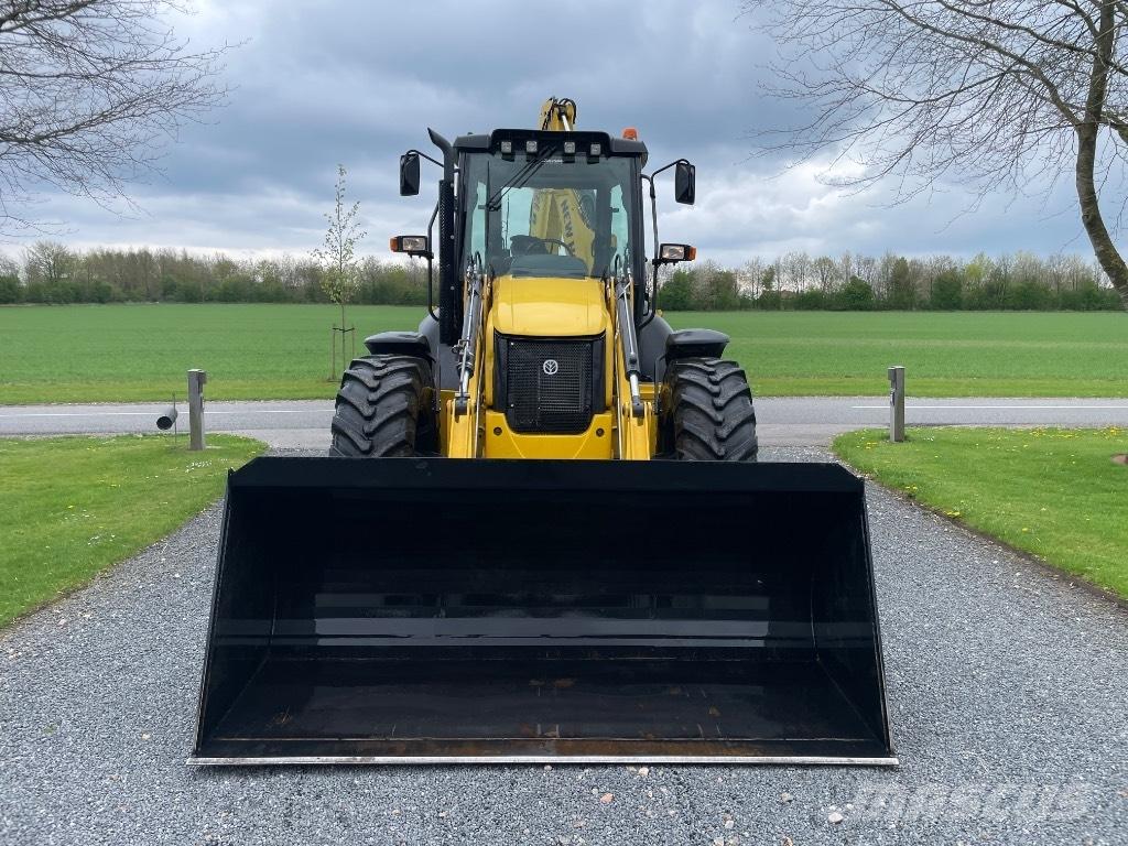 New Holland B115C Backhoe loaders