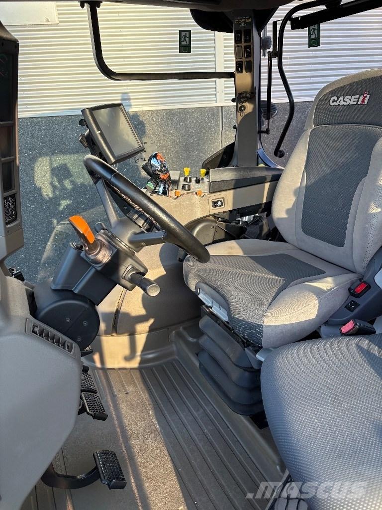 Case IH Puma 240 CVX Tractors