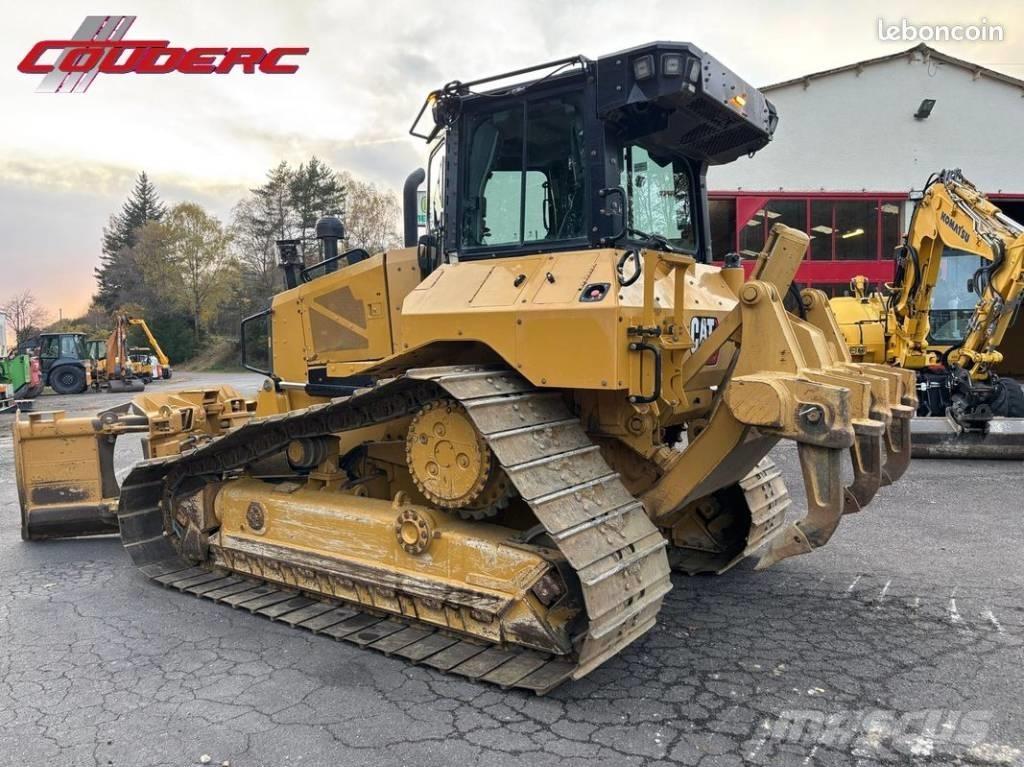 CAT D 5 Crawler dozers