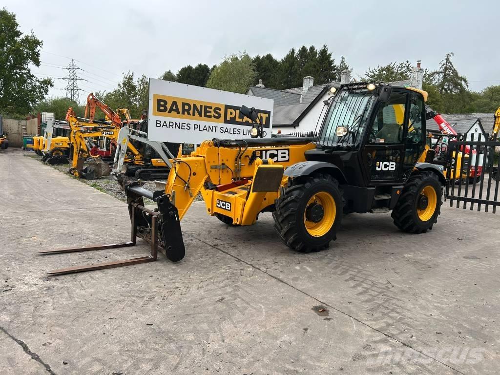 JCB 535-140 Hiviz Telescopic handlers