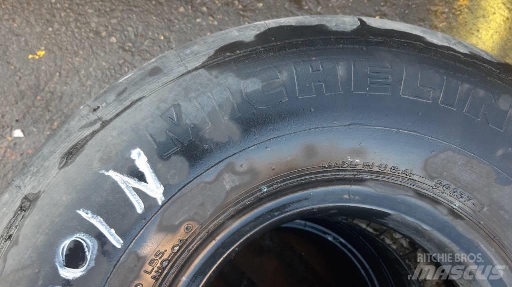 Michelin H 31X130-12 Tyres, wheels and rims