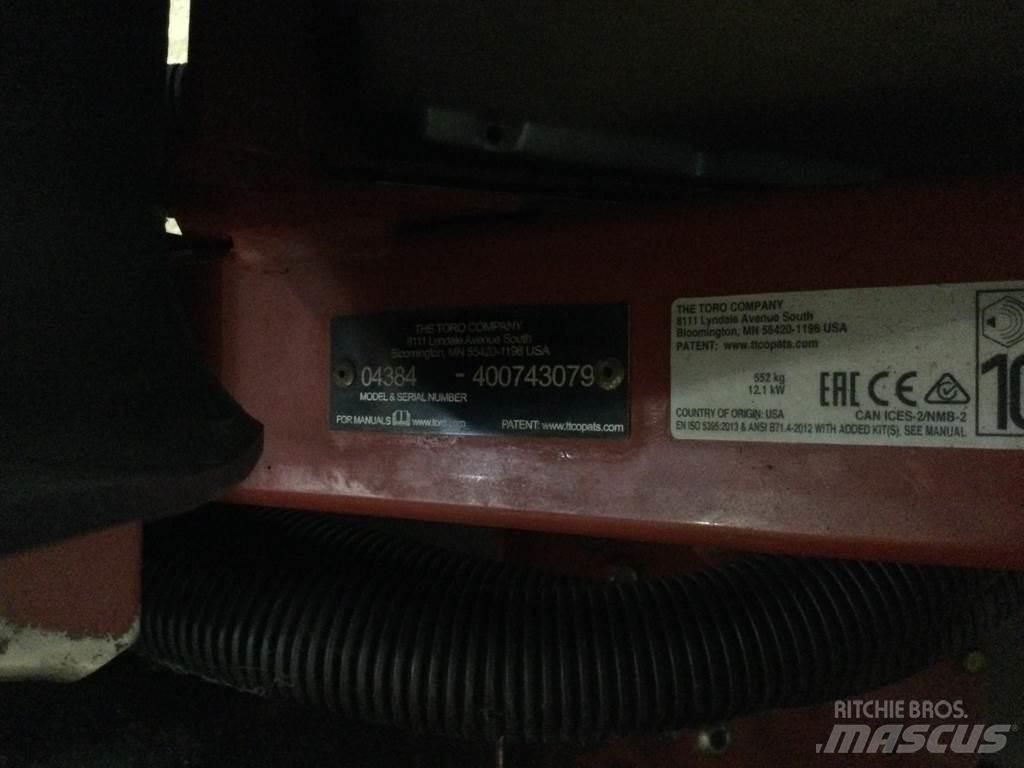 Toro 3250D Riding mowers