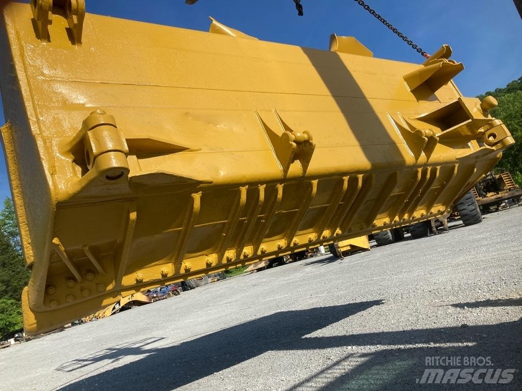 CAT D9T SU Blade Blades