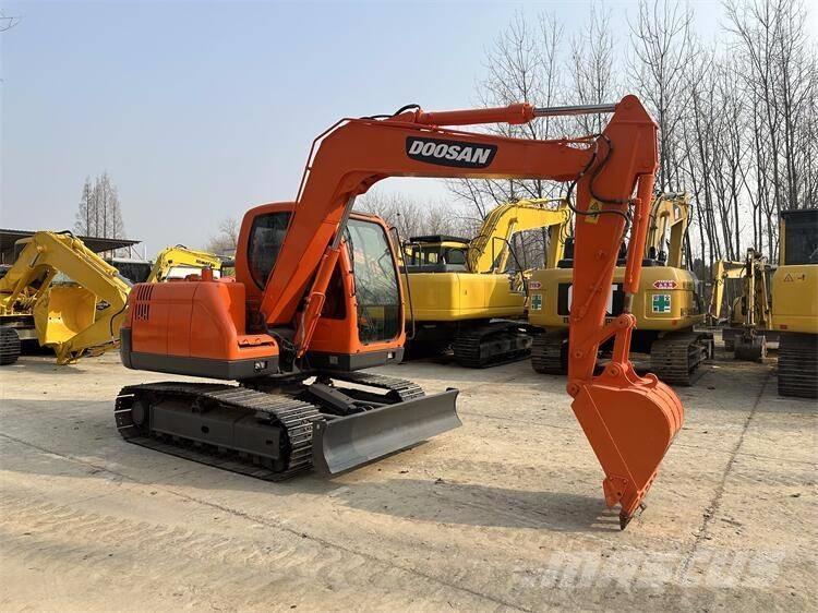 Doosan DX75 Crawler excavators