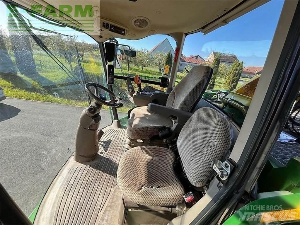 John Deere 8600 Self-propelled foragers