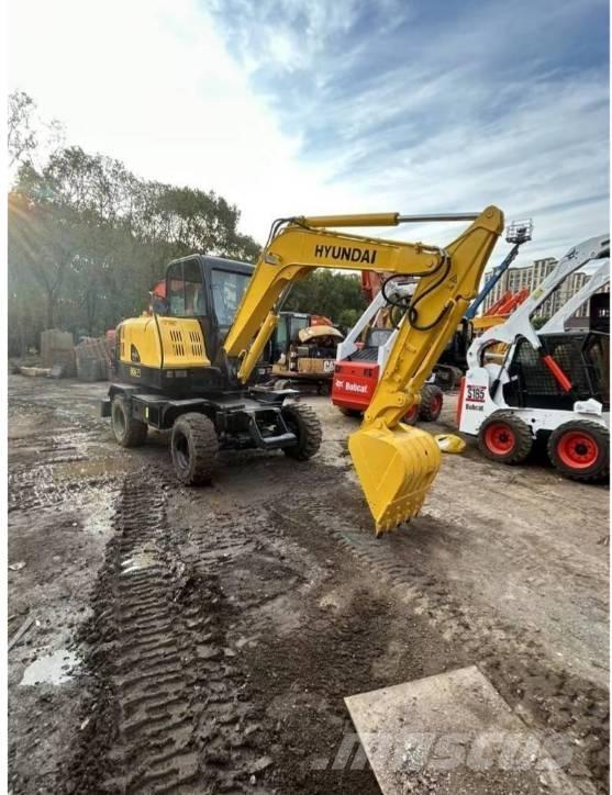 Hyundai 60W-7 Wheeled excavators